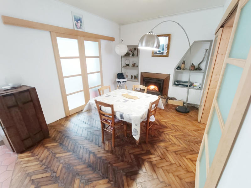 Maison - 183 m² - 6 pièces