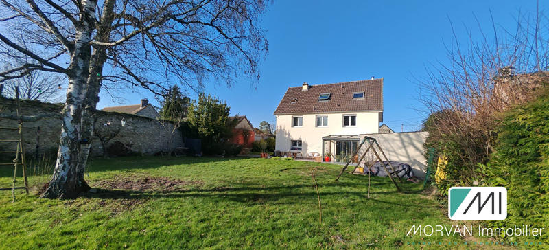 Maison - 175 m² - 9 pièces