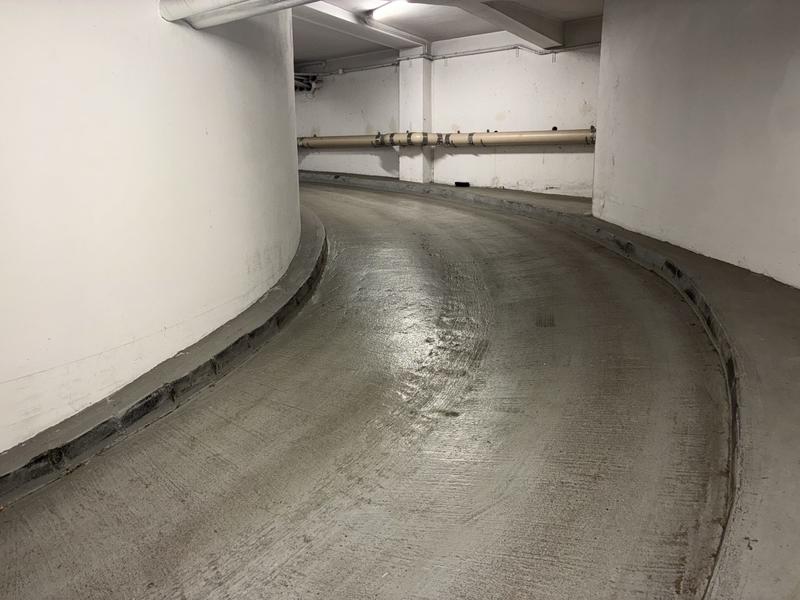 Parking / Garage - 14 m²