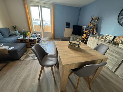 Appartement - 93 m² - 4 pièces