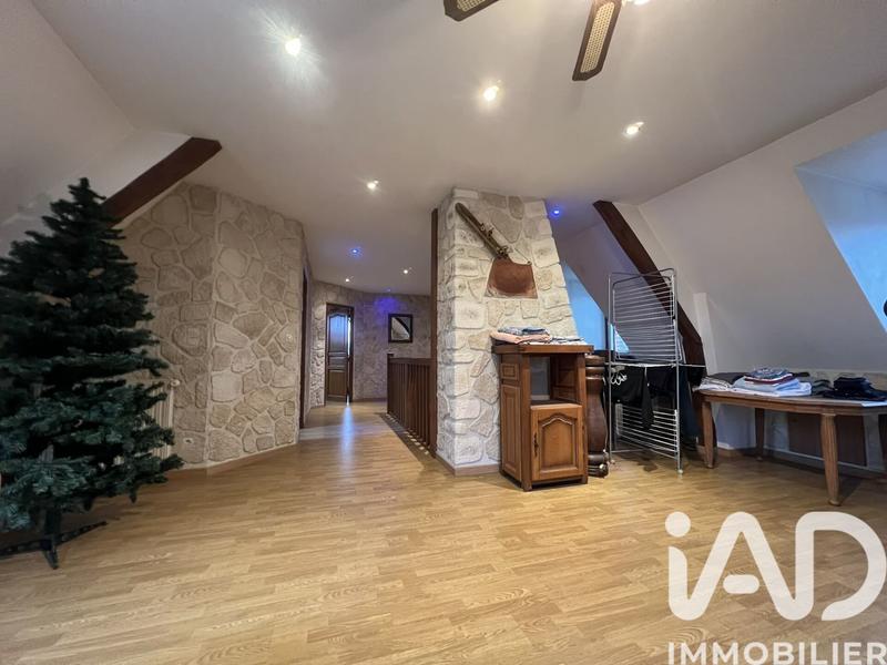 Maison - 191 m² - 7 pièces
