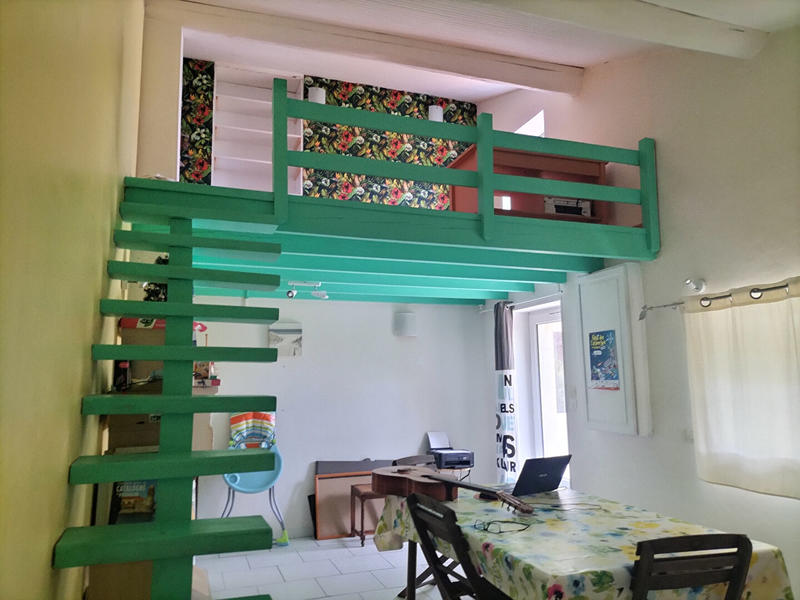 Maison - 215 m² - 9 pièces