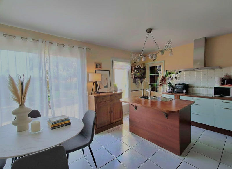 Maison - 87 m² - 4 pièces