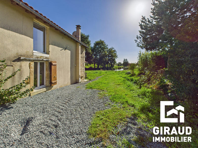 Maison - 140 m² - 4 pièces