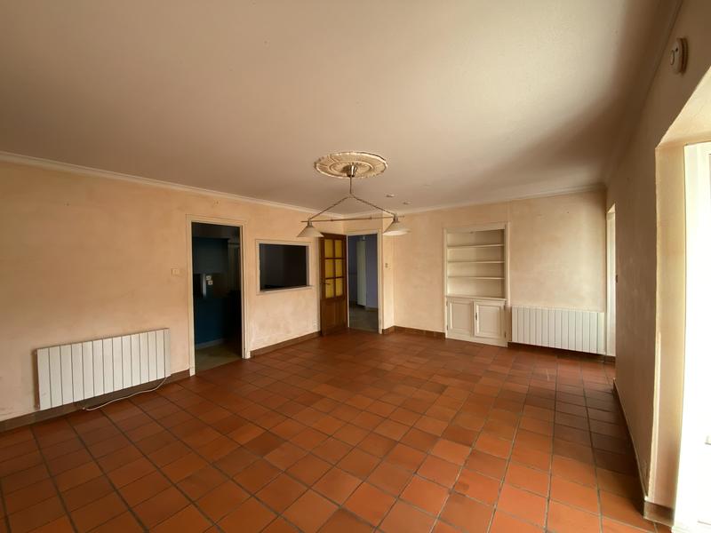 Maison - 175 m² - 10 pièces