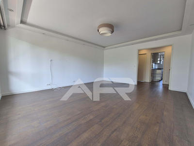 Appartement - 109 m² - 5 pièces