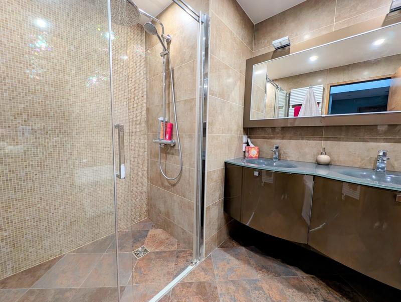 Maison contemporaine - 126 m² - 6 pièces