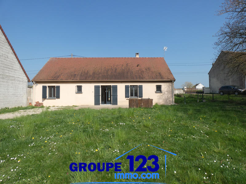 Maison - 96 m² - 5 pièces