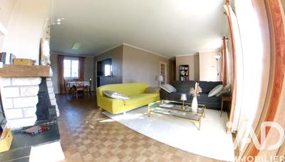 Maison - 102 m² - 5 pièces