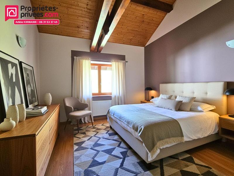 Maison de village - 211 m² - 7 pièces