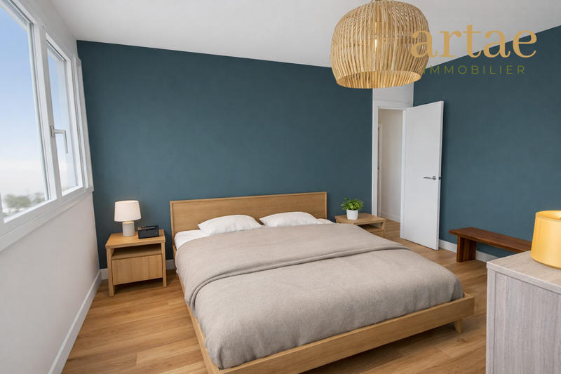 Appartement - 83 m² - 5 pièces