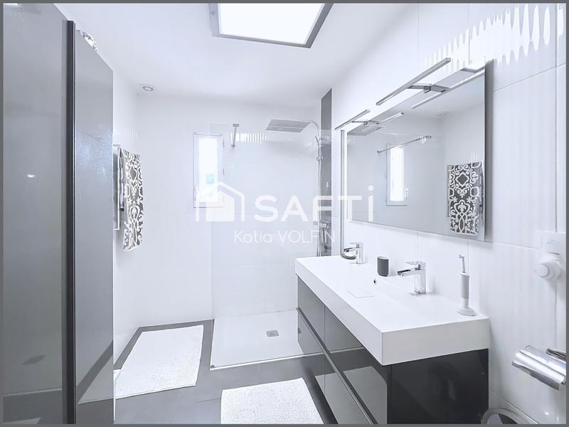 Maison - 127 m² - 5 pièces