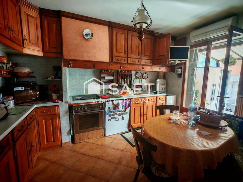 Maison - 96 m² - 3 pièces