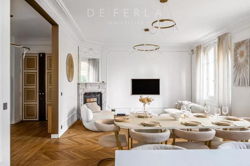 Appartement - 147 m² - 6 pièces