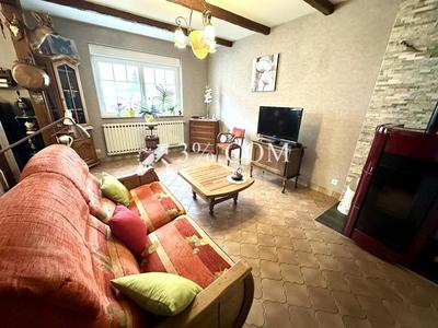 Maison - 92 m² - 5 pièces