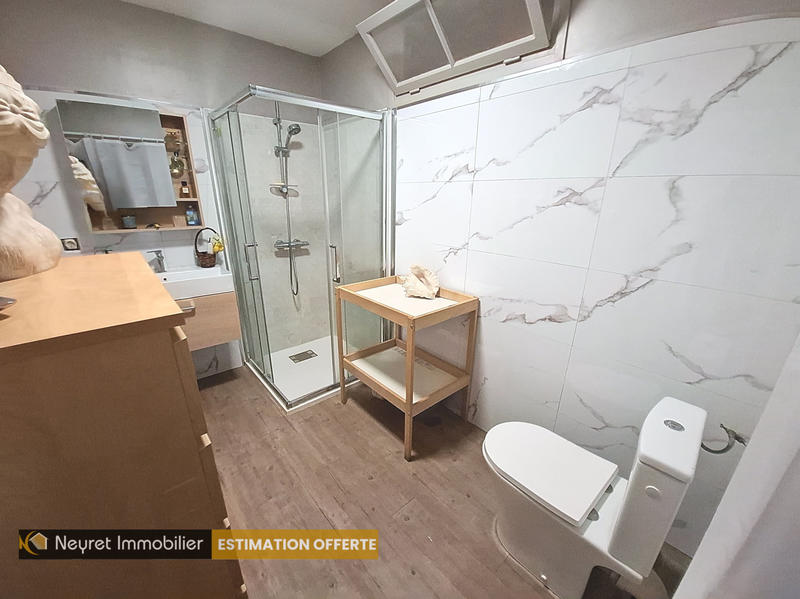 Maison - 257 m² - 8 pièces