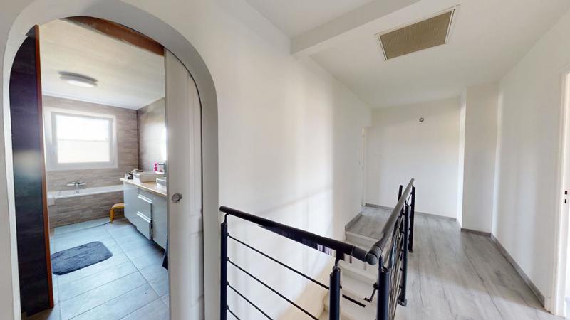 Maison - 135 m² - 4 pièces