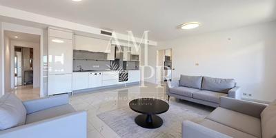 Appartement - 79 m² - 4 pièces