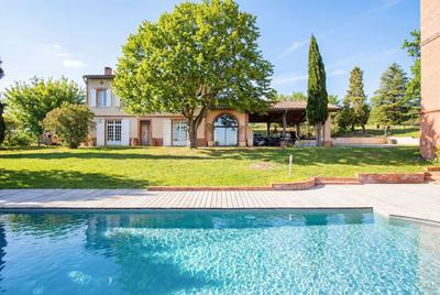 Maison ancienne - 266 m² - 5 pièces