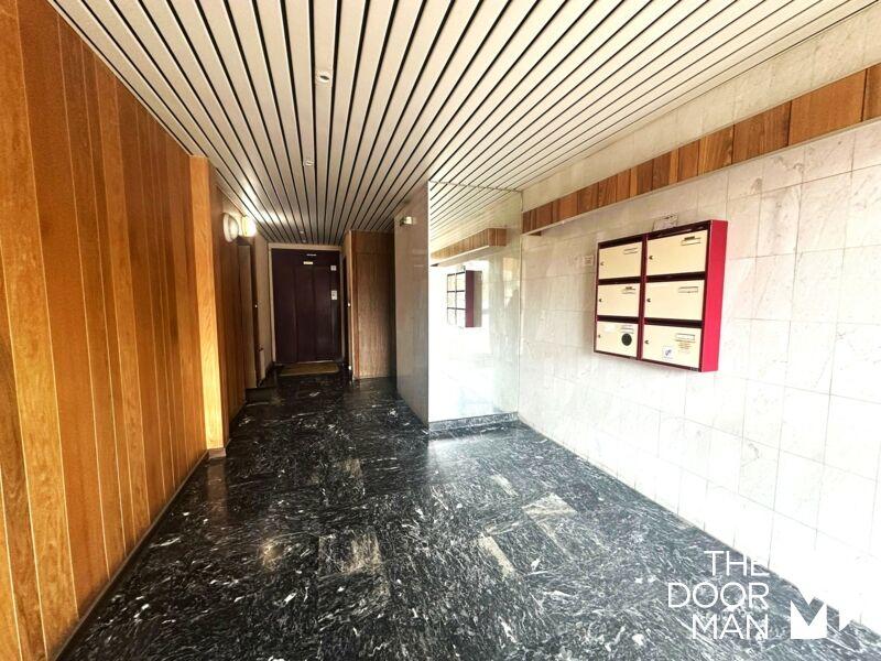 Bureau - 74 m² - 4 pièces