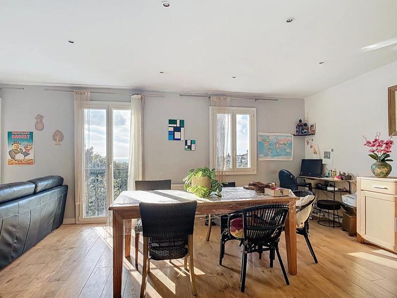 Maison - 121 m² - 4 pièces