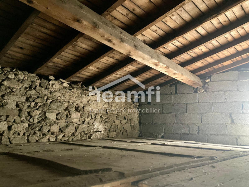 Maison - 96 m² - 3 pièces