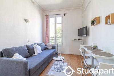 Chambre - 11 m² - 1 pièce