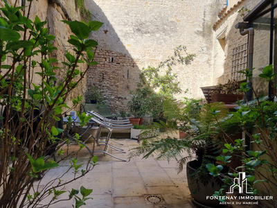 Maison ancienne - 178 m² - 8 pièces