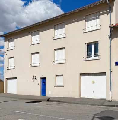 Immeuble - 209 m² - 12 pièces