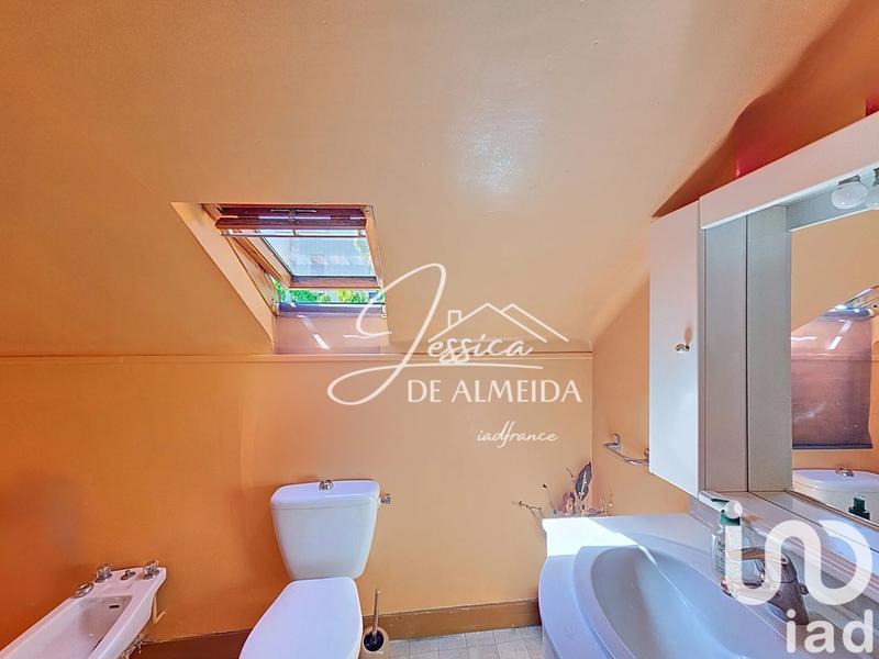 Maison - 94 m² - 5 pièces