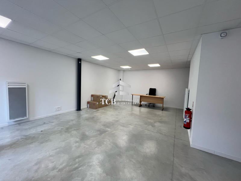 Bureau - 290 m²