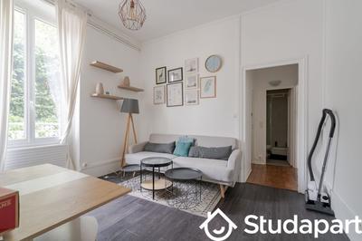 Chambre - 57 m² - 1 pièce