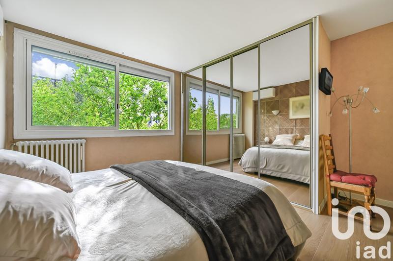 Maison - 186 m² - 7 pièces