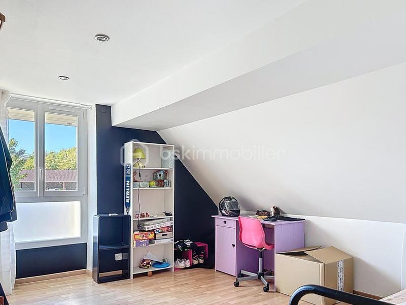 Maison - 92 m² - 5 pièces