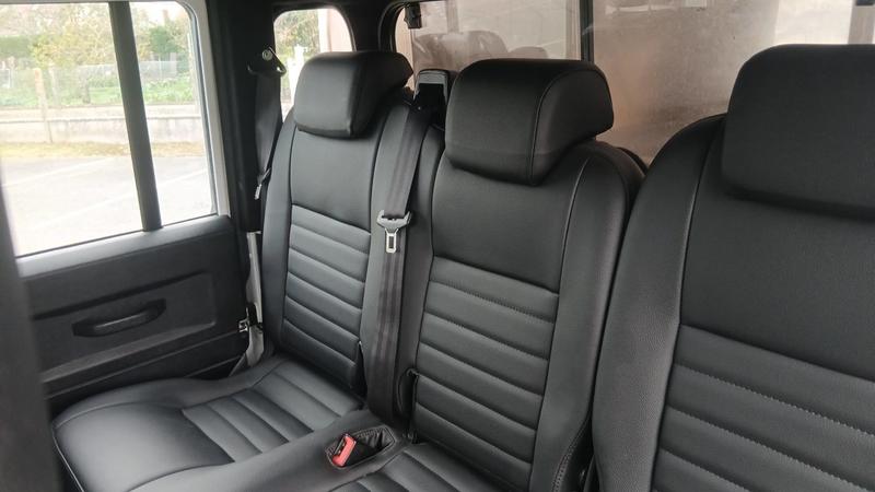 Land Rover Defender Station Wagon 2.2 Td4 122 s