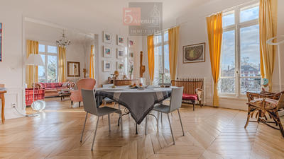 Appartement - 130 m² - 5 pièces