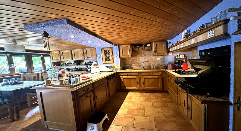 Corps de ferme - 211 m² - 7 pièces