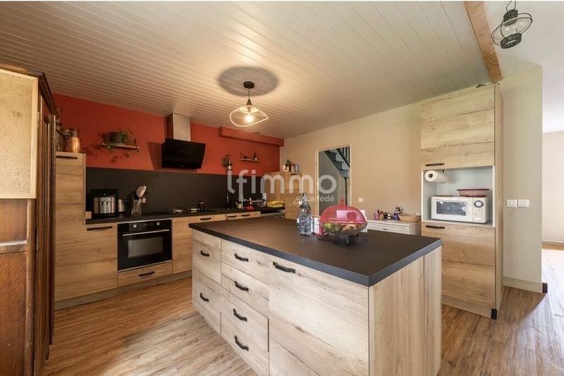 Maison - 120 m² - 7 pièces