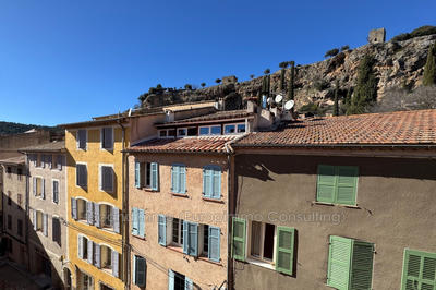 Maison de village - 81 m² - 6 pièces