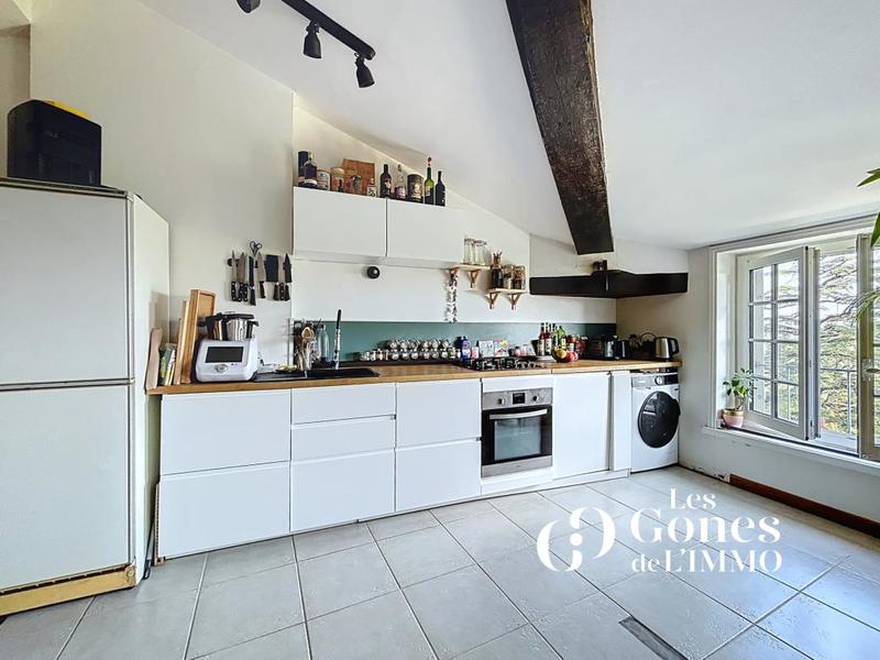 Appartement - 90 m² - 3 pièces