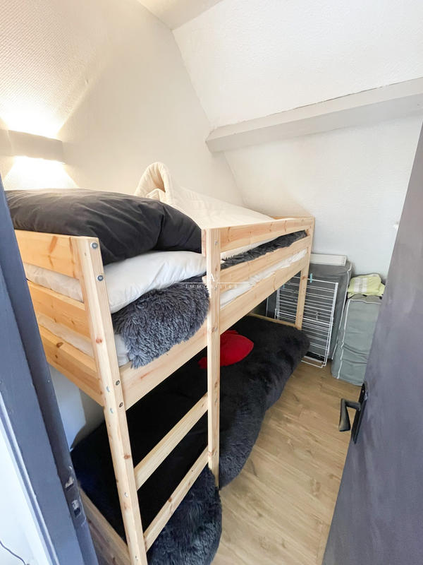 Appartement - 50 m² - 5 pièces