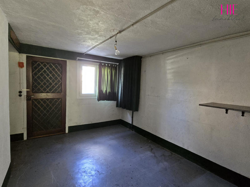 Maison traditionnelle - 85 m² - 3 pièces