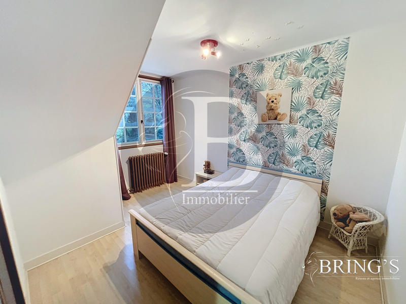 Maison - 188 m² - 8 pièces