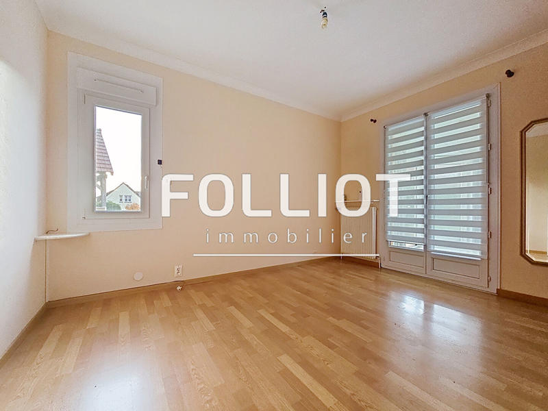 Maison - 137 m² - 6 pièces