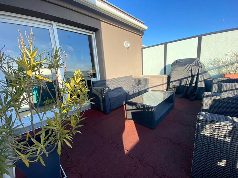 Appartement - 90 m² - 4 pièces