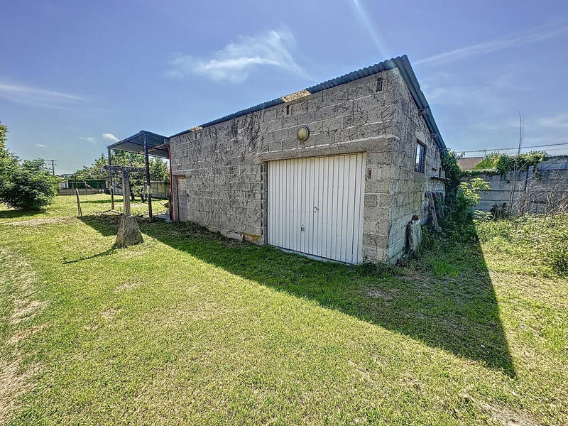 Maison - 83 m² - 4 pièces