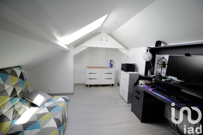 Appartement - 93 m² - 5 pièces