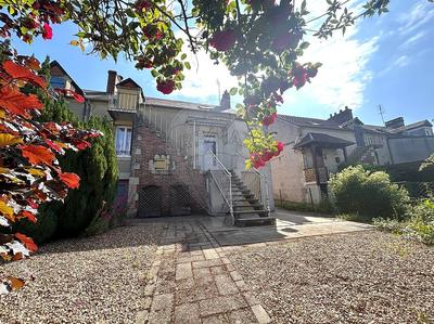 Maison - 88 m² - 5 pièces