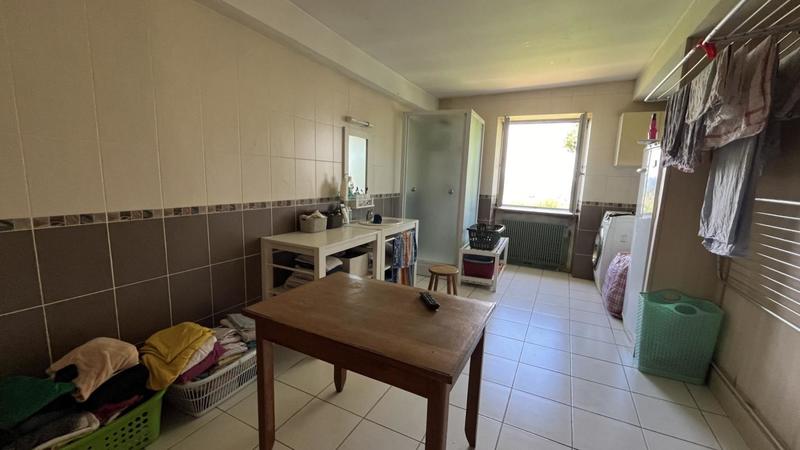 Maison de maîtres - 450 m² - 19 pièces