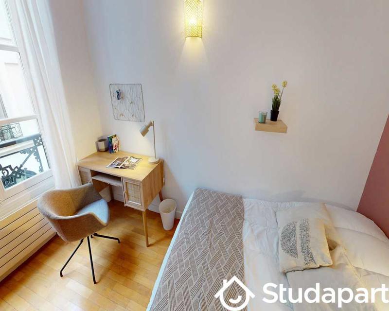 Chambre - 110 m² - 1 pièce